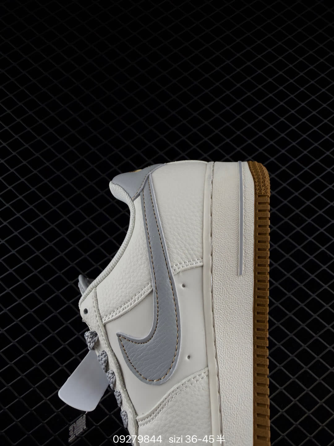 Nike Air Force 1 '07  LX-DQ9688-103
